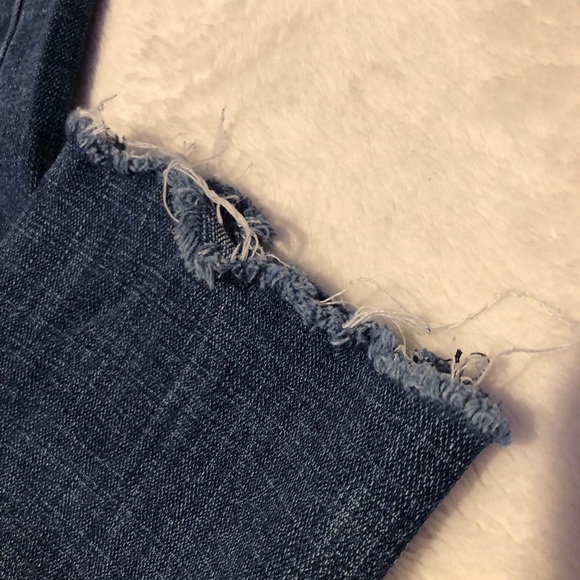 Levi’s Ripped Jeans - Picture 3 of 5
